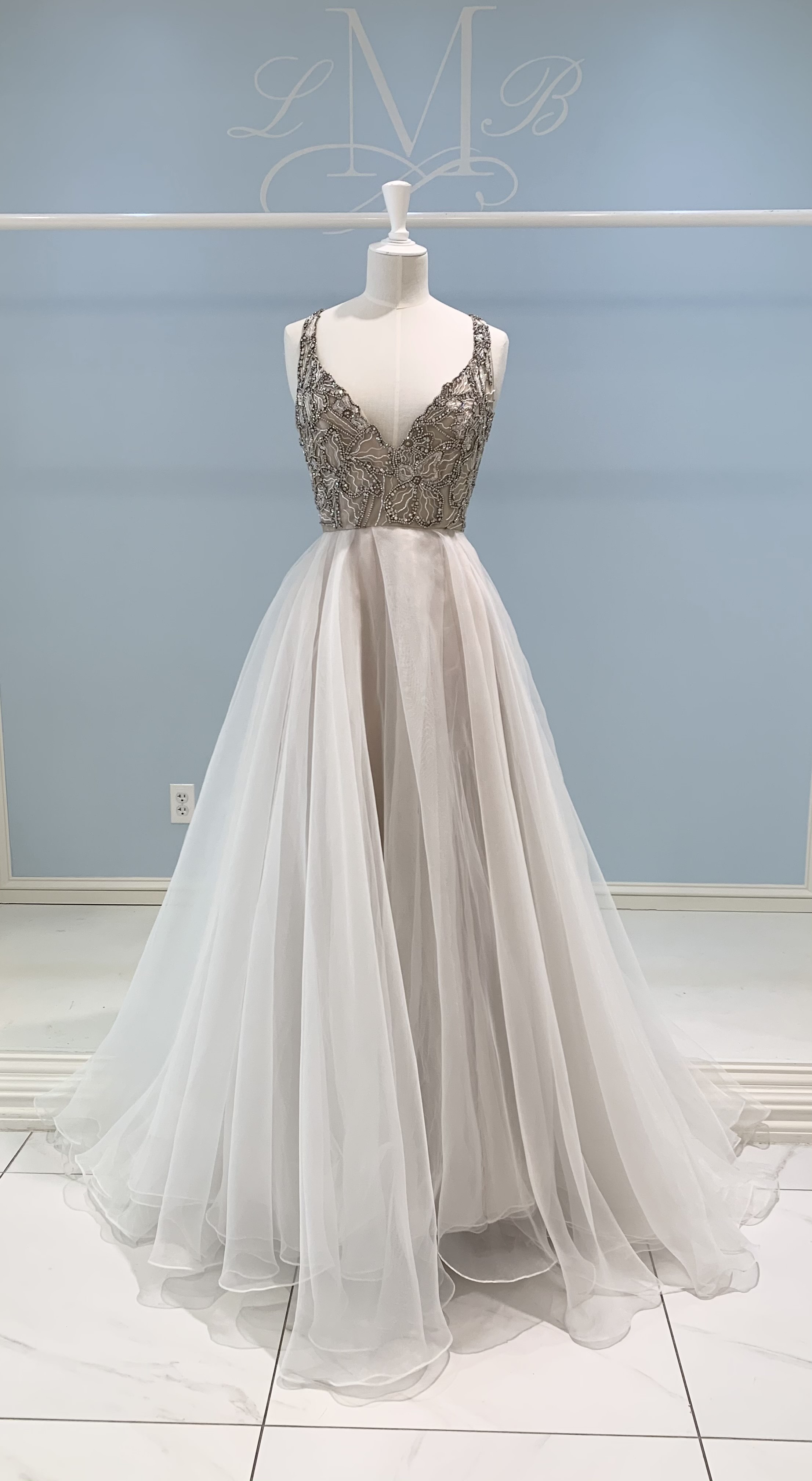 hayley paige warren gown