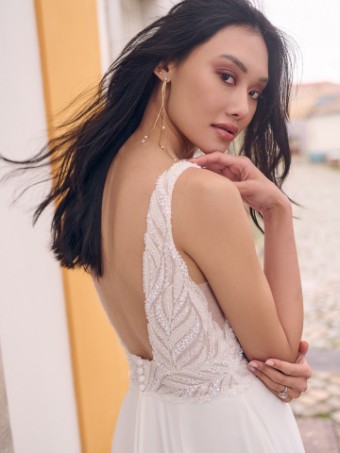 Maggie Sottero Style #Maurelle #2 Ivory (gown with Natural Illusion) thumbnail