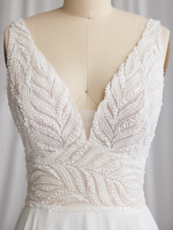 Maggie Sottero Style #Maurelle #6 Ivory (gown with Natural Illusion) thumbnail