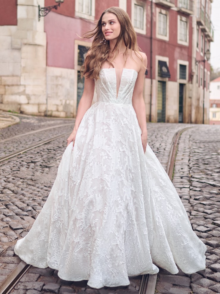 Maggie Sottero Style #Amber Default Thumbnail Image