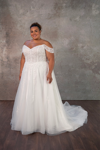 Essense of Australia Style #D4098 #3 (IV-IV) Ivory Lace and Tulle over Ivory Gown thumbnail