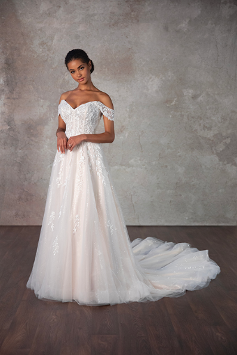 Essense of Australia Style #D4098 #0 default (IV-IV) Ivory Lace and Tulle over Ivory Gown thumbnail