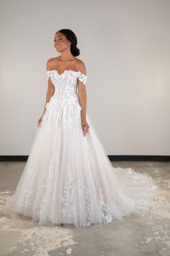 Essense of Australia Style #D4106 #0 default (IV-IV) IVORY LACE TULLE & REGAL ORGANZA OVER IVORY GOWN thumbnail